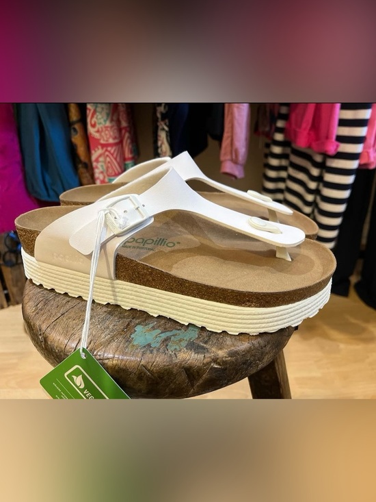 Birkenstock Shoes - Birkenstock 💅 Papillio Gizeh Flex Vegan Leather White Platform Sandals 37 39 NEW
